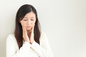 不安な顔