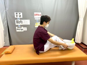太もも裏のストレッチ